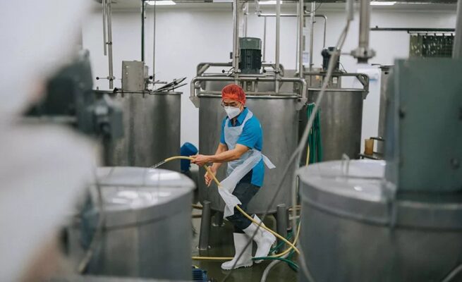 Giải Pháp BactiScan Đột Phá Phát Hiện Biofilm Trong Nhà Máy Thực Phẩm Từ Trung Hải Food Safety 
